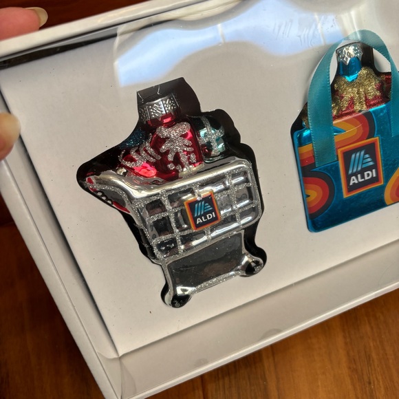 Aldi Finds Merry Moments Glass Ornaments 3 Pack Aisle of Shame, NIB - Picture 9 of 11